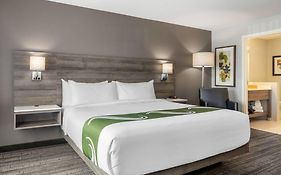 Amsterdam Inn & Suites, An Ascend Collection Hotel